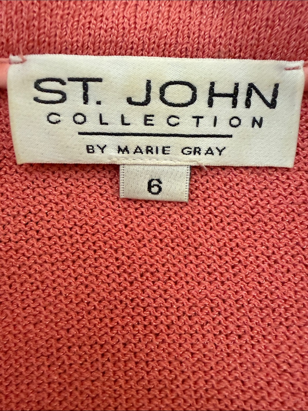 St. John Collection Pink Knit Zip-Front Cardigan w/Black Felt appliqué Trim Sz.6 - Picture 4 of 8